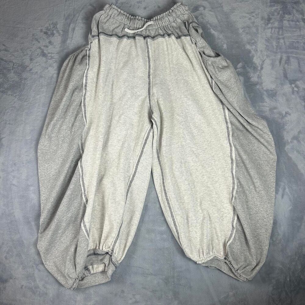 Jana Women's Grey and Silver Trousers